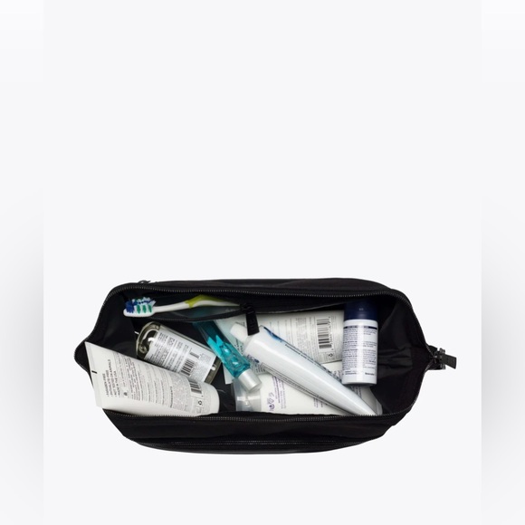 BEIS black toiletry Travel Bag in excellent condition. - Picture 4 of 9